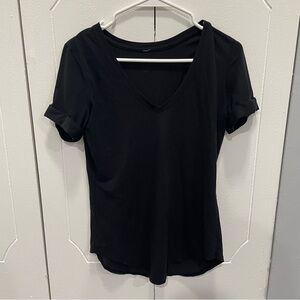 Lululemon Black Cuffed Sleeves Short Sleeve Shirt
